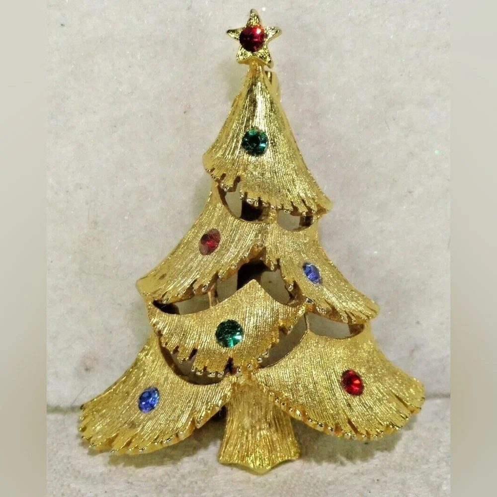 1960s JJ The Jonette Jewelry Company Christmas Tree Brooch